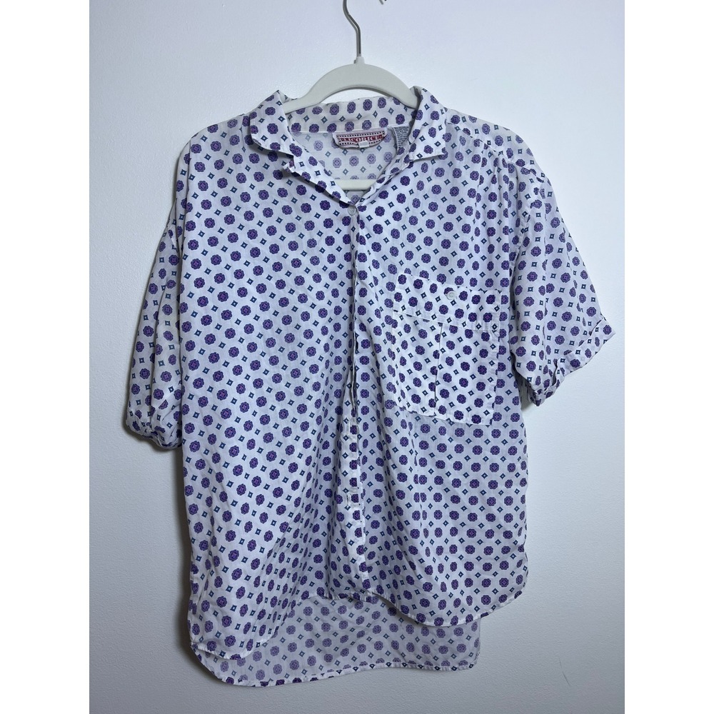 Licorice‎ Vintage Geometric Medallion Print Short Sleeve Button Down White